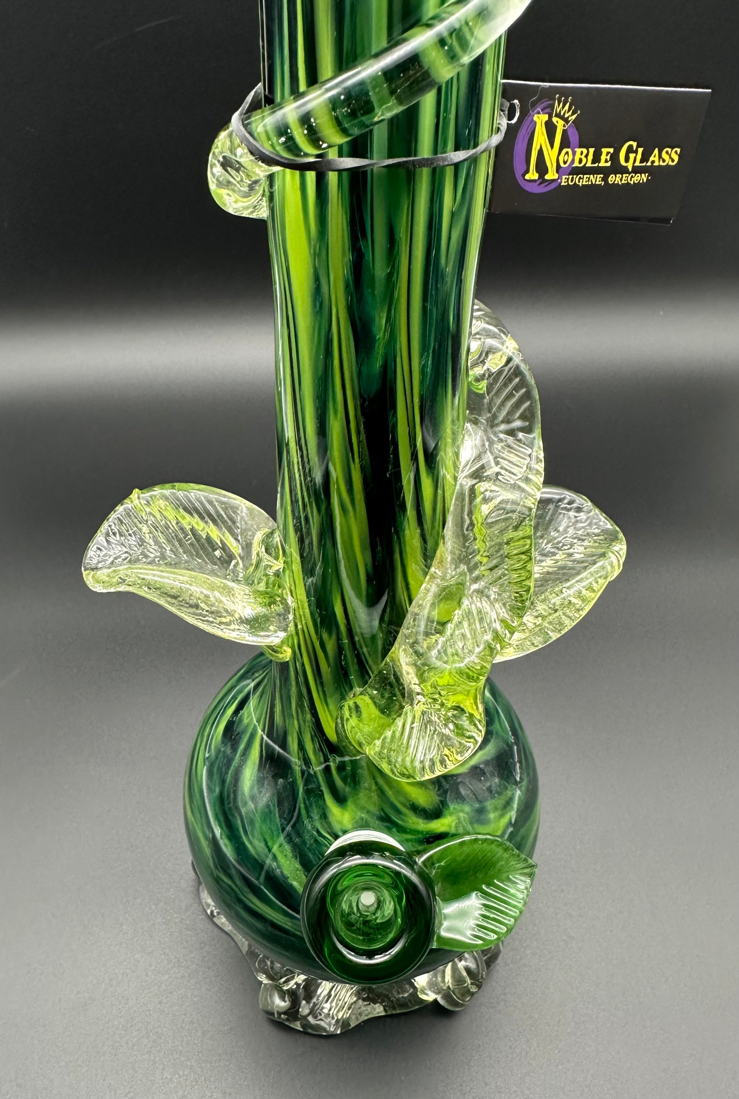 Uranium medium with leaves Noble Glass