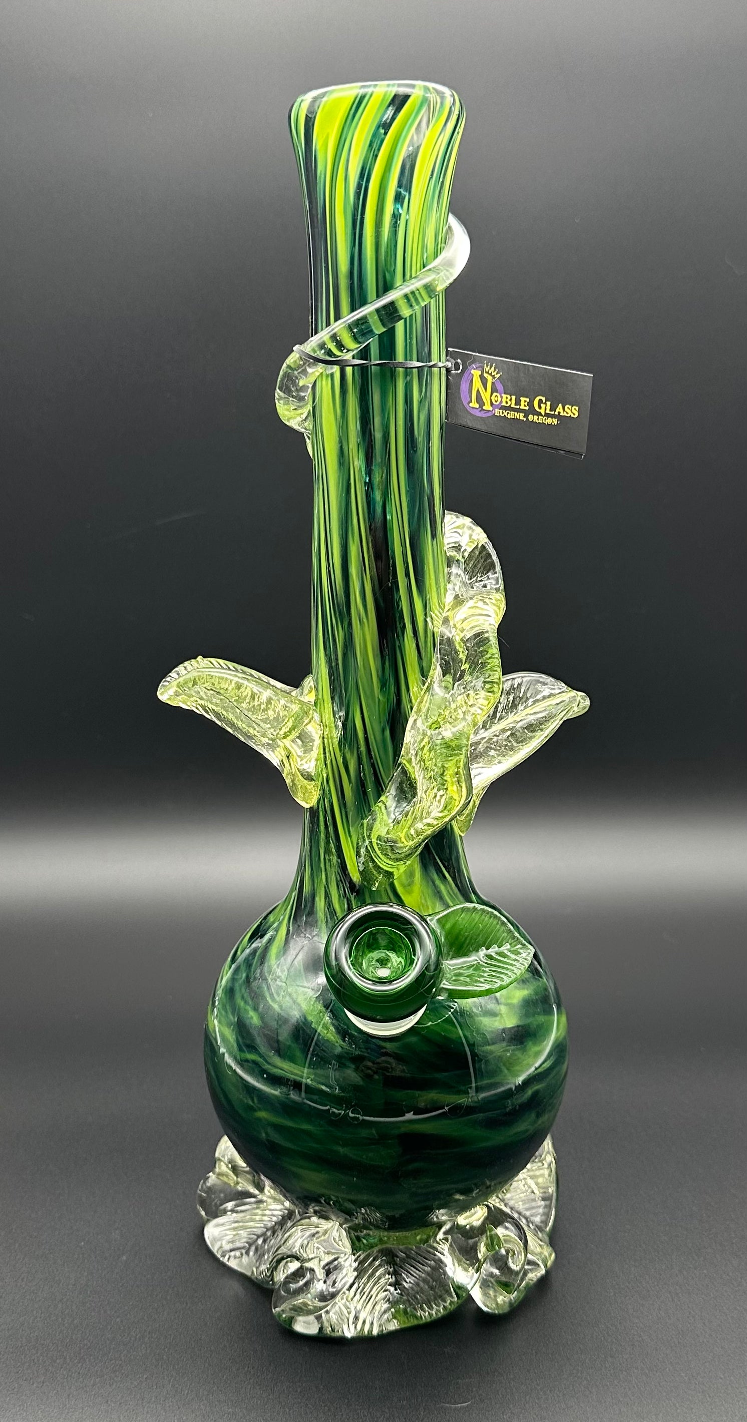 Uranium medium with leaves Noble Glass